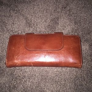 HOBO NANCY Clutch Wallet Wristlet SIENNA LEATHER